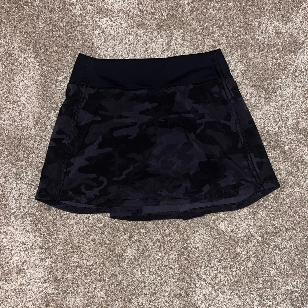 Limited edition black camo Lululemon skirt NWOT